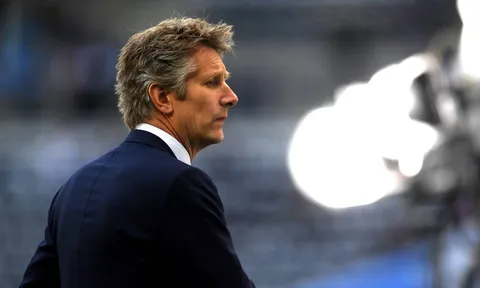 Van der Sar: 'Trận thua đó khiến tôi cảm thấy bản thân như đã chết'