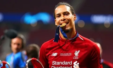 Van Dijk nêu lí do thực sự khiến anh không quan tâm Quả bóng vàng