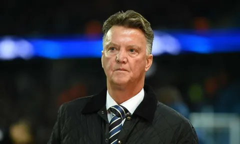 Van Gaal chỉ trích những đội muốn kết thúc mùa giải để lên ngôi vô địch