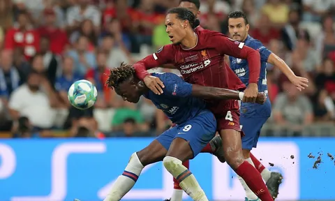 "Vàng" Abraham có bị nung chảy bởi "lửa" Van Dijk?