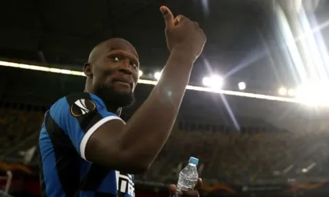 Vào chung kết, Lukaku gửi thông điệp đến Man Utd