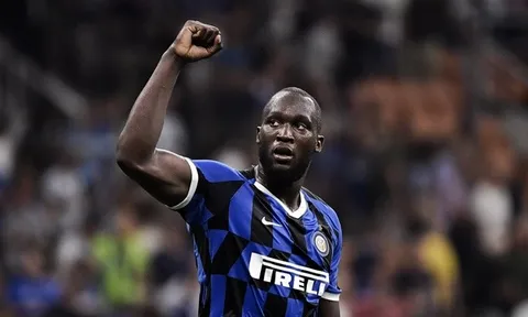 SỐC! Lukaku lại 'cà khịa' Man Utd, kéo cả Sanchez vào cuộc