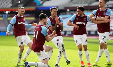 Vì Lingard, Declan Rice gửi động thái đến Man United