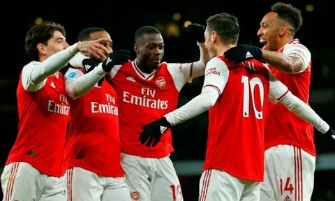 Vì sao Arsenal "thèm" Premier League kết thúc ngay?