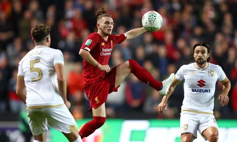 Vì sao CĐV Liverpool lại "phát điên" với Harvey Elliott?