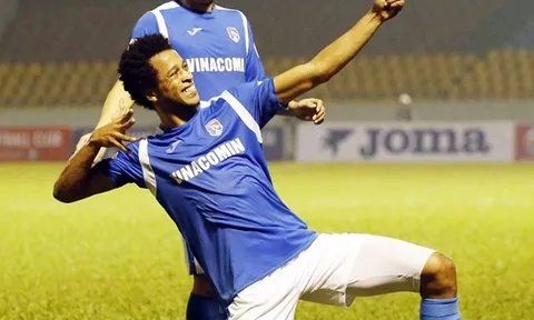 Vì sao đương kim vô địch V-League Hà Nội sa lầy tại Quảng Ninh?