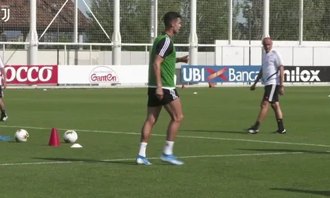 Video Cuadrado và Bentancur trở lại tập luyện cùng Juventus