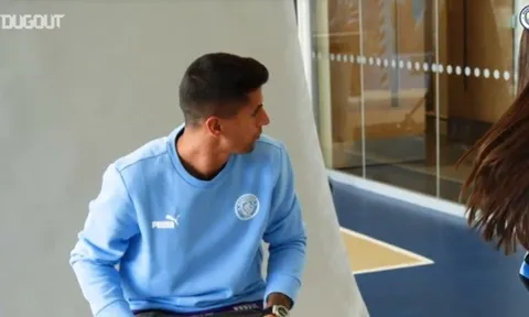 Video Joao Cancelo ký hợp đồng với Man City