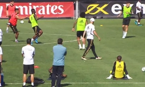 Video Jovic và Courtois trở lại tập luyện cùng đồng đội
