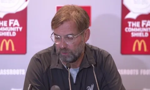 Video Klopp xác nhận Alisson, Salah, Firmino đã hội quân