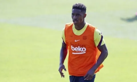 "Viên ngọc" 20 triệu chưa đến, Barca khóa chân "kẻ thừa" thêm 6 tháng