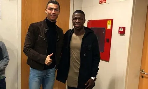 'Đó là lý do tại sao tôi ăn mừng như Ronaldo tại El Clasico'