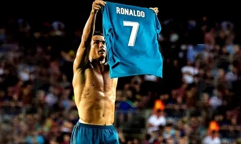 Vinicius ở đâu so với các trọng pháo lần đầu bắn hạ Barca: 'Vị chúa' 18 tuổi