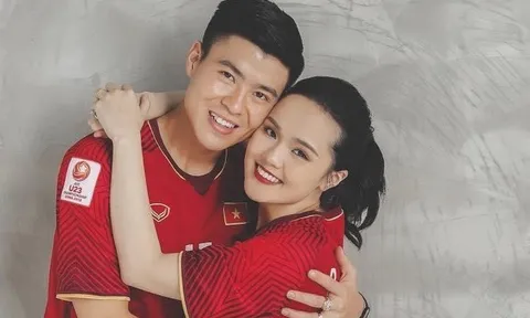 Vợ trung vệ Duy Mạnh lên tiếng sau tin đồn rạn nứt, bị bạo hành