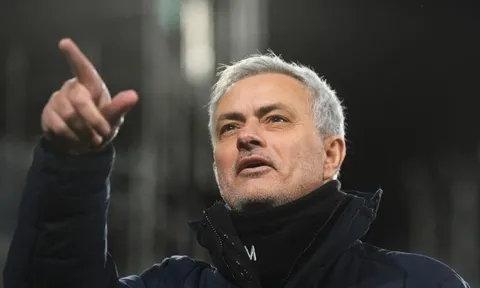"Vua chuyển nhượng" lên tiếng, Mourinho sắp có "đá tảng" 22,5 triệu?