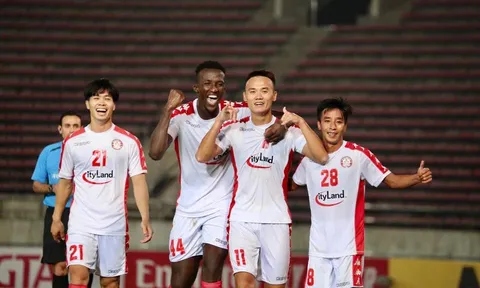 Vua phá lưới V-League: Gà son của TP.HCM thách thức các ngoại binh thiện chiến