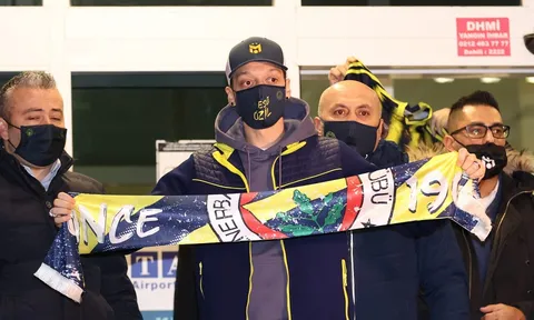 Vừa rời Arsenal, Ozil được chuyên gia định sẵn kết cục
