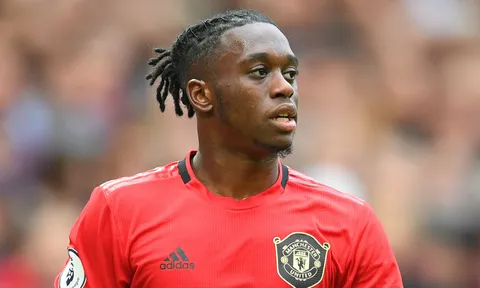Wan-Bissaka: "Không một ai ở Man Utd làm điều đó với tôi"