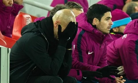 CĐV Liverpool: "Guardiola muốn thay Klopp lắm rồi"