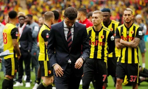 CHÍNH THỨC! HLV đầu tiên ở Premier League bị sa thải