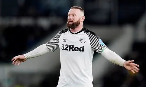 Wayne Rooney: "Họ xứng đáng vô địch Premier League"