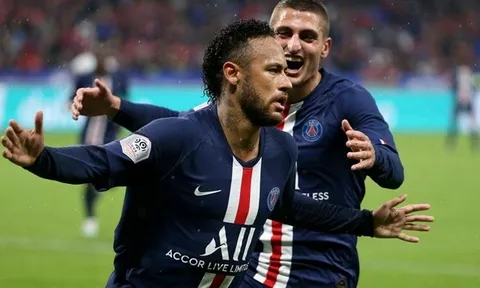 Neymar: "Chúng tôi đang cải thiện từng trận đấu"