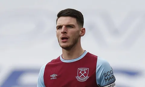 West Ham từ chối bán mục tiêu của Man United và Chelsea với giá 100 triệu bảng