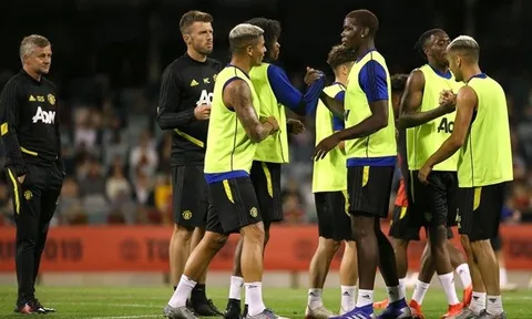 Gạt bom tấn đi, Man Utd có vấn đề 'cấp bách' cần Solskjaer giải quyết
