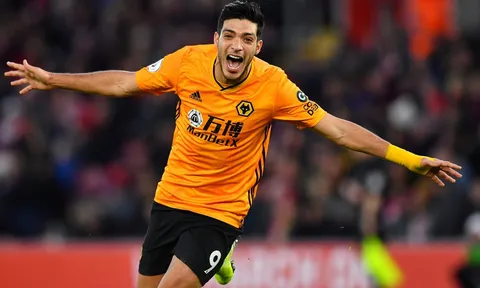 'Thánh bắn phá' Premier League: Sự trỗi dậy của 'Sin Cara'