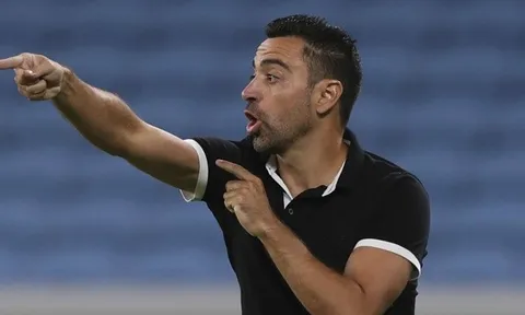 NÓNG! Xavi lên tiếng về việc thế chỗ Valverde, NHM Barca 'nín thở' trông chờ
