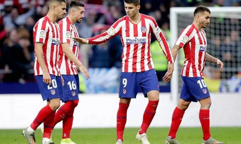 XONG! Atletico Madrid khiến Liverpool "đứng ngồi không yên"