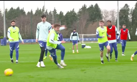 XONG! Chelsea đón 2 cú hích lớn trước trận đấu quan trọng