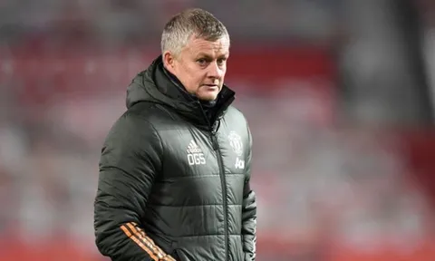 XONG! COVID-19 "gõ cửa" Man Utd, 1 sao dương tính nguy cơ lỡ trận FA Cup