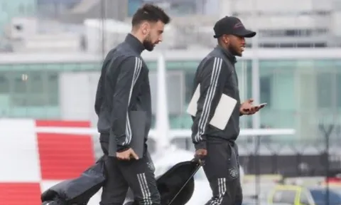 XONG! Martial và tân binh vắng mặt khi Man Utd đối đầu LASK