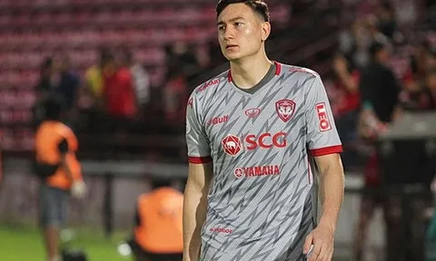 XONG! Văn Lâm nhận cú sốc lớn tại Muangthong United