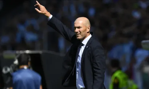 Zidane đã tìm ra chân lý từ "kẻ bị ruồng bỏ" ở Bernabeu