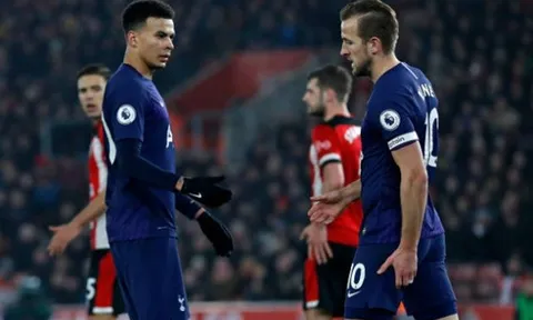Zidane nổi trận lôi đình, yêu cầu Perez từ bỏ "sát thủ vạn người mê"
