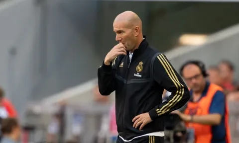 Zinedine Zidane, đừng để sai lầm tiếp diễn!