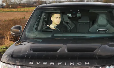 Hậu trận đại thắng, 'vũ khí mới' của Man Utd tươi tắn thấy rõ