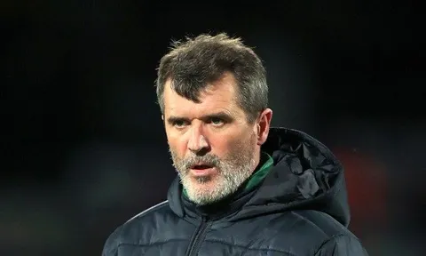 VAR từ chối Liverpool, ngay đến huyền thoại MU cũng kịch liệt chỉ trích!