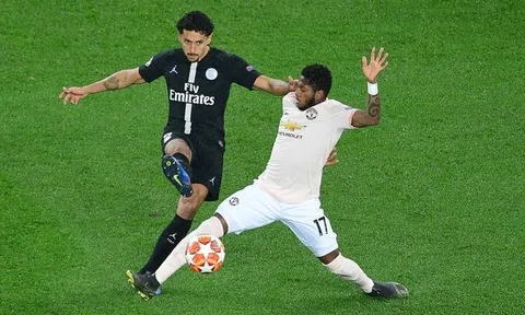 Fan Man Utd: "Cậu ấy chạy khắp sân, là người hùng không được thừa nhận"