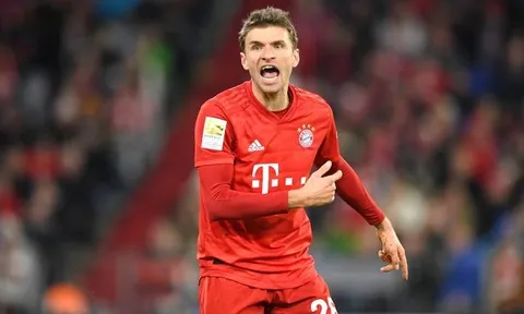 Muller hé lộ tương lai, Man Utd mừng vui khấp khởi