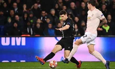 NÓNG! 'Fan cứng' Man Utd phá vỡ im lặng về việc đến Anh