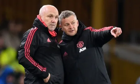 Gary Neville đã đúng! Man Utd đổi chính sách chuyển nhượng, nhưng vấn đề vẫn ở đó
