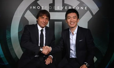 HLV Conte ảnh hưởng như thế nào đến chuyển nhượng Chelsea và Man Utd?