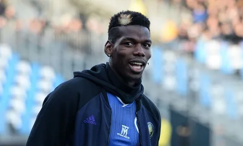 Paul Pogba nhắn tin sốc với các đồng đội