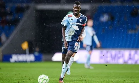 Chưa "sờ" được Pogba đệ nhị, Arsenal đã bị ông lớn âm mưu "gạt giò"