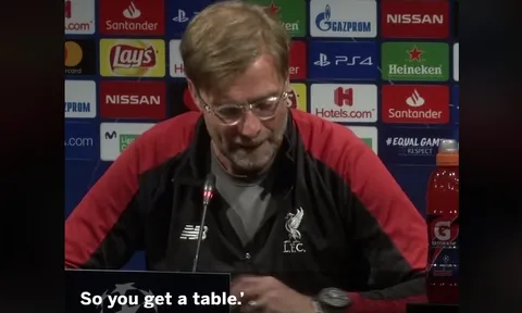'Ông là Klopp! Ông đánh bại Real Madrid, lấy bàn tự nhiên đi'