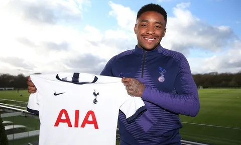 Tân binh Tottenham "bị cướp trắng trợn" trước khi nhập hội cùng Mourinho