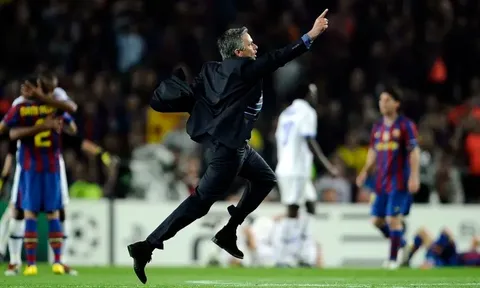 Barca và 5 thất bại khi đá lượt đi trên sân khách: Người cũ MU bay tại Nou Camp!
